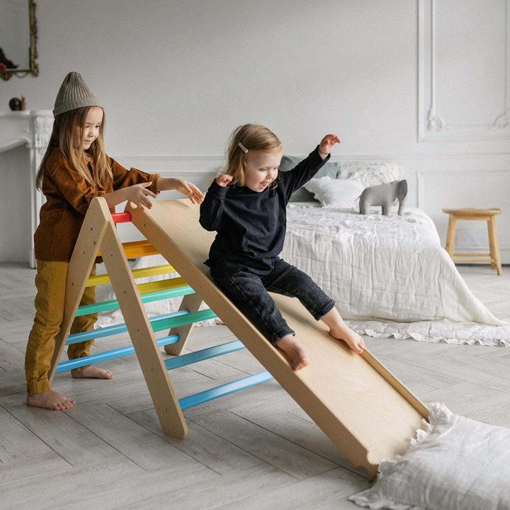 Montessori Klettergerüst mit Rutsche