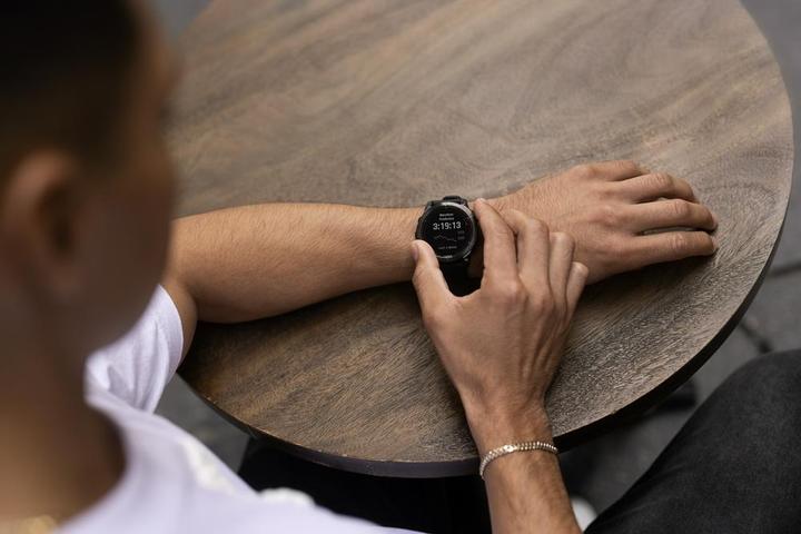 Actual product image Garmin Fenix 7S Pro Sapphire Solar Edition (42 mm)