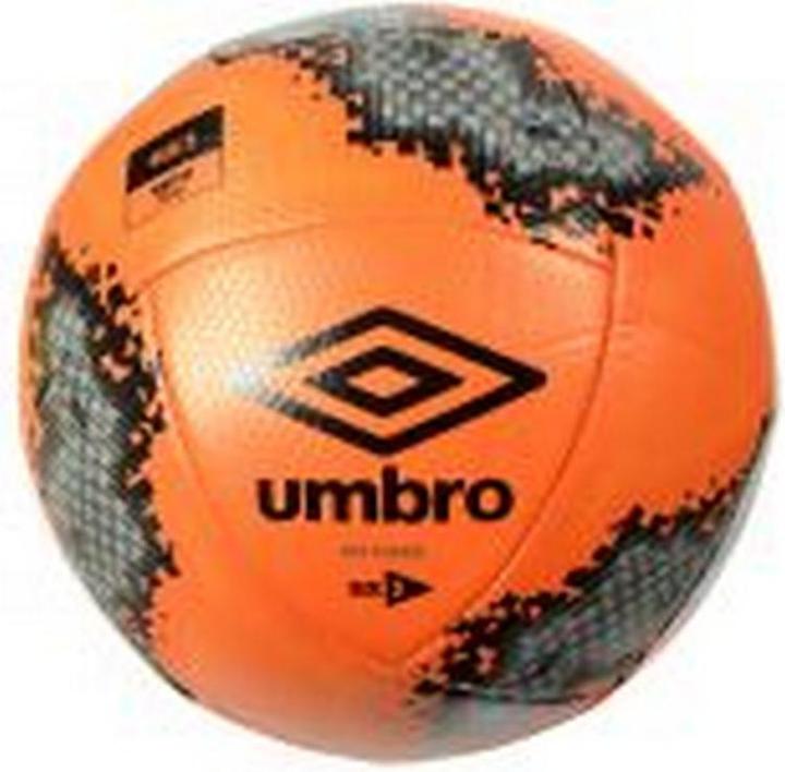 Umbro Neo Club Fussball