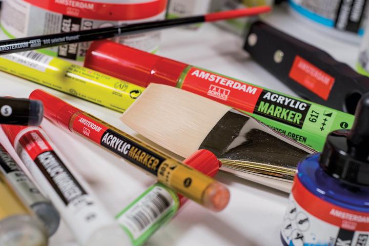 Actual product image Amsterdam Marker carmine red (Crimson, 4 mm, 1 x)