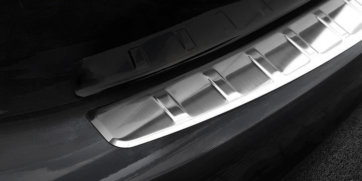 Produktbild Avisa Edelstahl Ladekantenschutz für Mercedes C-Klasse Limousine ab 2014 bis 2020 (Heck)
