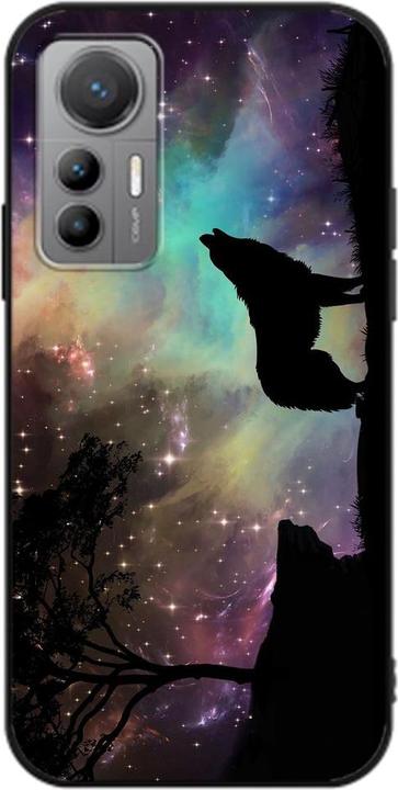 Wolf evening sky