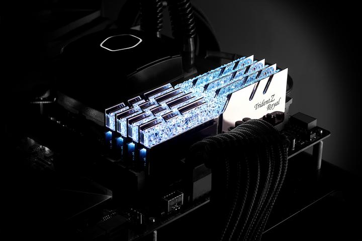Image du produit G.Skill Trident Z Royal (4 x 16GB, 3200 MHz, RAM DDR4, DIMM)