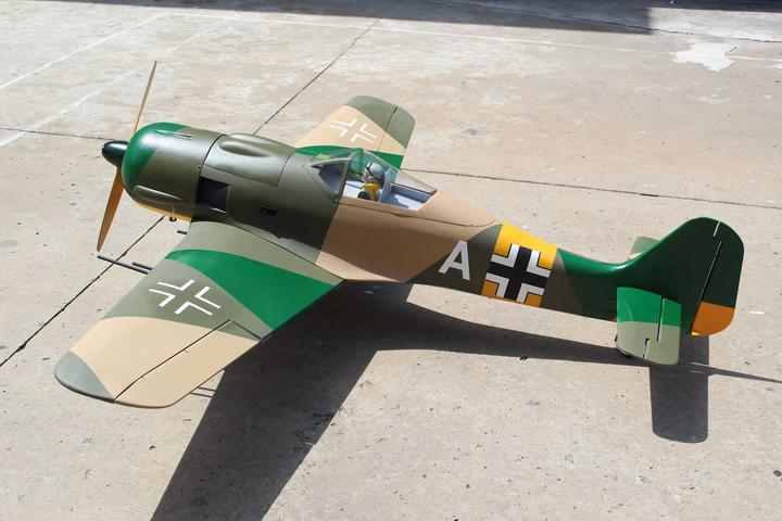 Image du produit Seagull Models SG-Models ) Focke Wulf FW-190 A5 80" ARF version 2022 Warbird SANS train rentrant (Oiseau de guerre)
