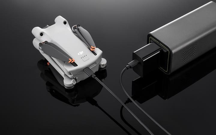 Actual product image DJI USB-C Charger (Drone charger, DJI Mini 4 Pro, DJI Mavic Mini, DJI Mini 3, DJI Mini 3 Pro)