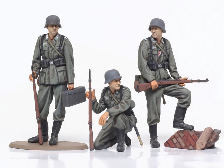Actual product image Tamiya 1/48 WWII Wehrmacht Infantry Set