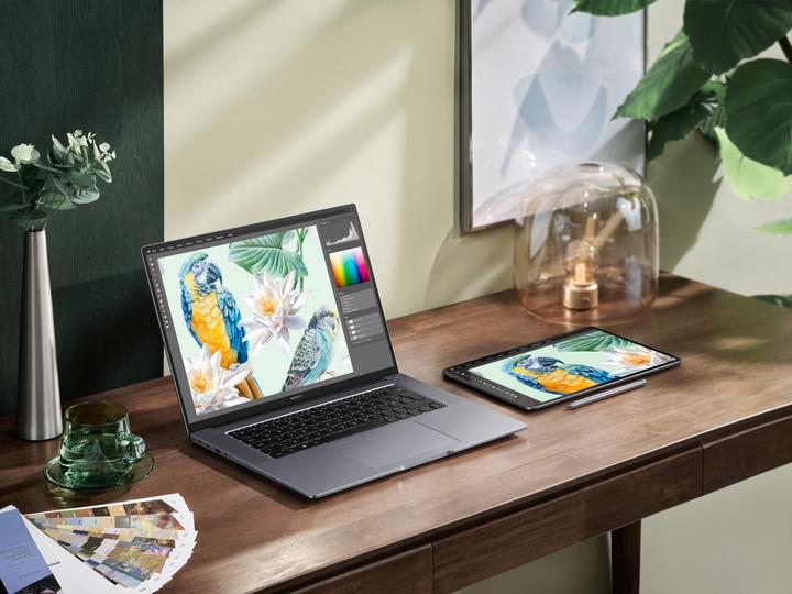 Actual product image Huawei MateBook 16S (16", Intel Core i9-12900H, 16 GB, 1000 GB, DE)