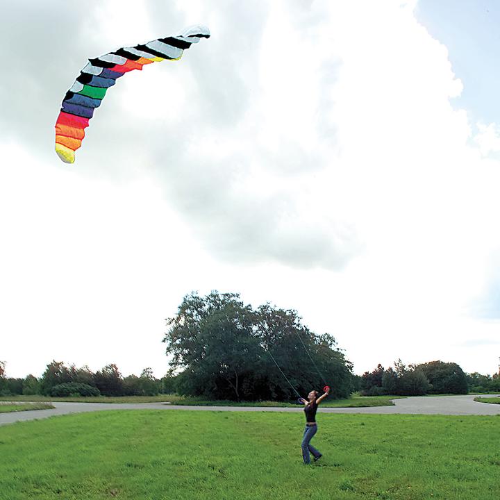 Produktbild Infactory 2er-Set XXL-Lenkdrachen "Speed" mit 2 Meter Spannweite & 30 m Schnur