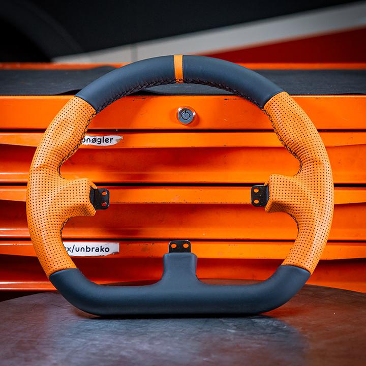 Actual product image Asetek SimSports GT Rim - Closed D, leather - orange