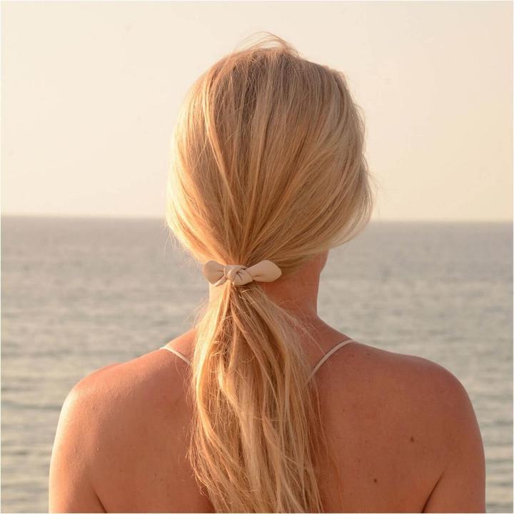 Image du produit Corinne World - Crème pour petits cheveux Leather Bow (Élastiques à cheveux)