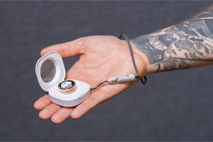 Image du produit OEM Smart device Smart Ring R11M- smart steel ring with charging box Size 7 (17.3mm), gold (7, Or)