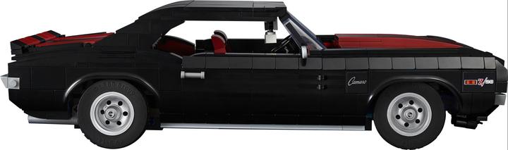 Actual product image LEGO Chevrolet Camaro Z28 (10304, LEGO Rare Sets)
