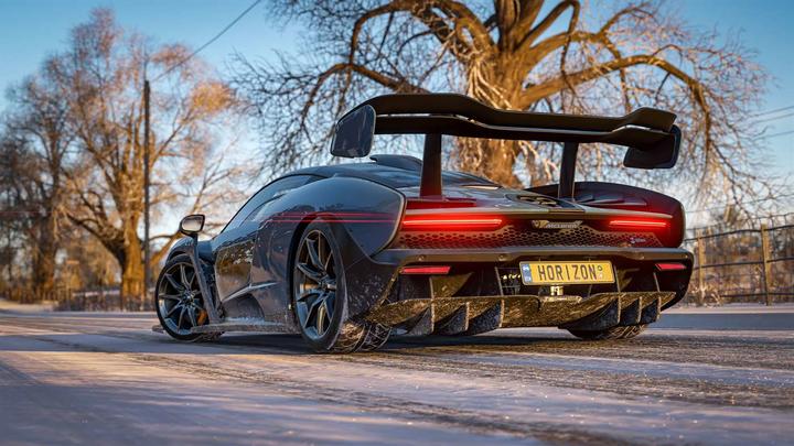 Produktbild Microsoft Forza Horizon 4 (Xbox One X, Xbox Series X, Multilingual)