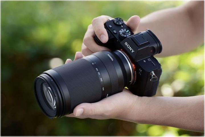 Produktbild Tamron AF 70-300mm f/4.5-6.3 Di III RXD, Sony E (Sony E, Vollformat)