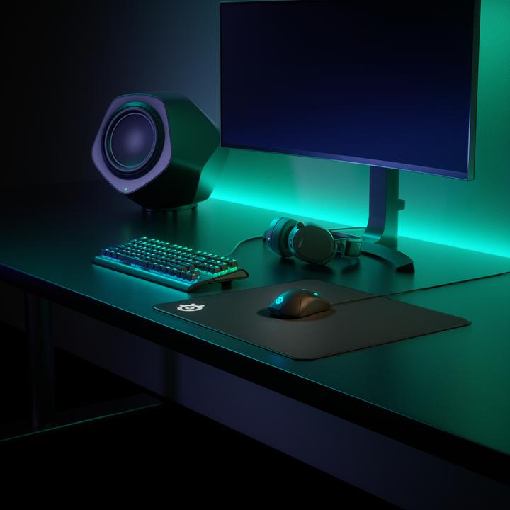 Actual product image SteelSeries QcK Edge (L)