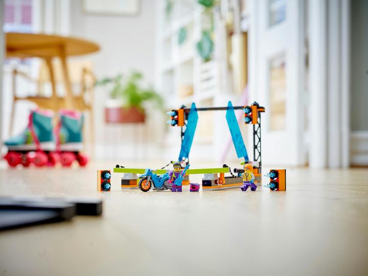 Produktbild LEGO Hindernis-Stuntchallenge (60340, LEGO City)