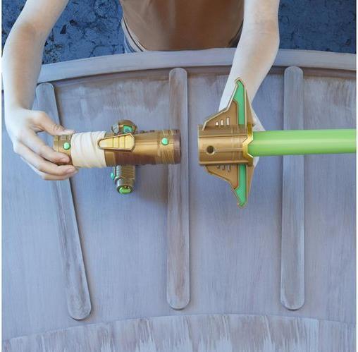 Actual product image Hasbro Lightsaber Forge Yoda Lightsaber