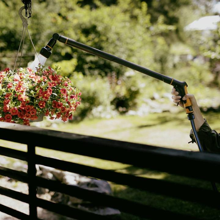 Actual product image Fiskars Watering wand with 2 functions, Swivel SoftGrip nozzle head, Flow control with front regulator