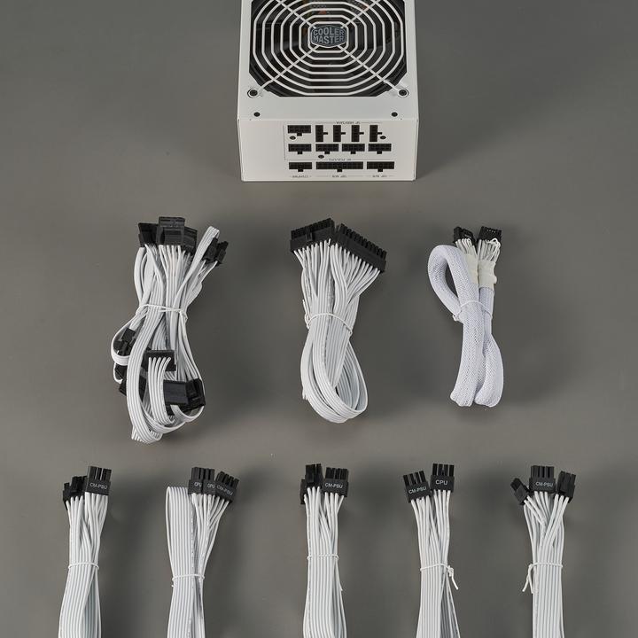 Image du produit Cooler Master Master MPE-C501-AFCAG-3GEU MWE Gold V2 White, ATX3.0, 1250W, 90%, 140mm, 3x PCIe 6+2, 12x SAT (1250 W)