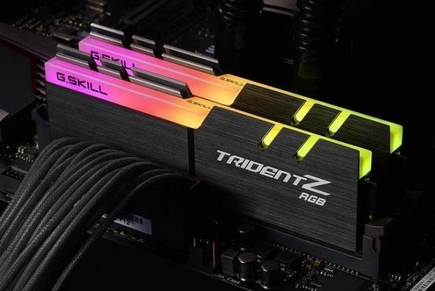 Immagine prodotto G.Skill Trident Z RGB (2 x 8GB, 3000 MHz, DDR4-RAM, DIMM)