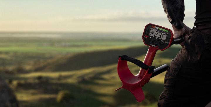 Actual product image Minelab Vanquish 540 Special Offer