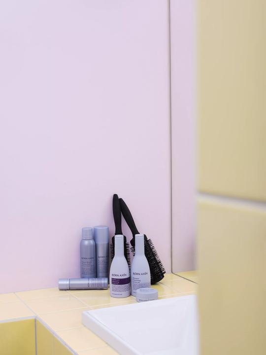 Actual product image Björn Axen Blowout Long Barrel Brush 53MM