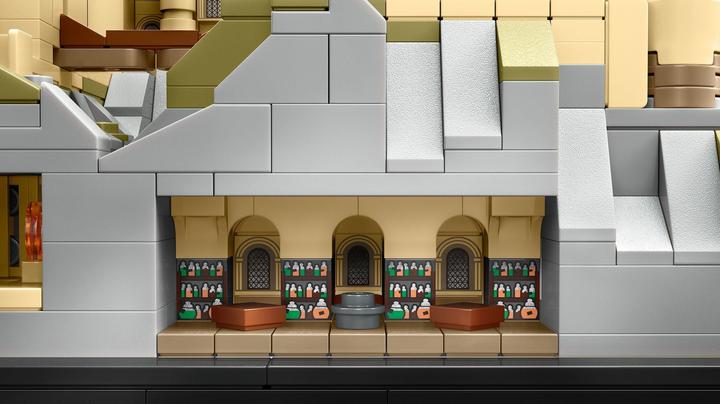 Actual product image LEGO Hogwarts Castle and Grounds (76419, LEGO Harry Potter)