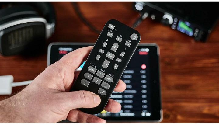 Produktbild RME Audio Wandler ADI-2 Pro FS R Black Edition (USB-DAC, Display)
