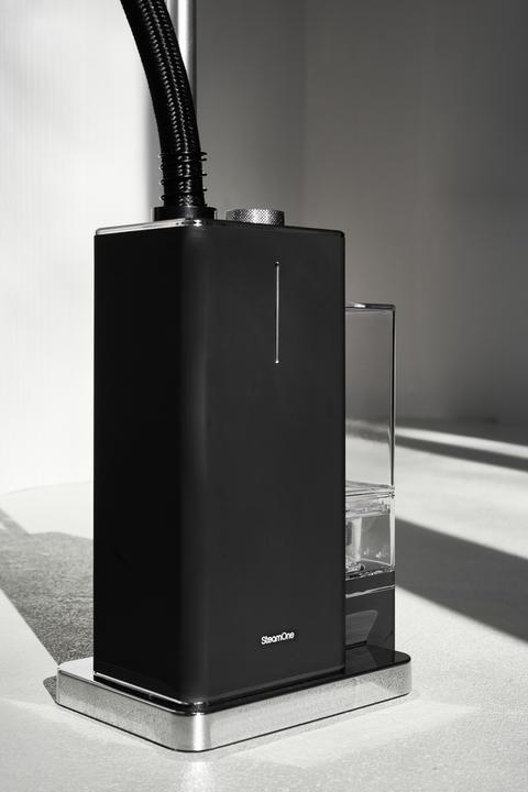 Produktbild SteamOne Vertikaler Dampfglätter EUES-200B (2000 W, 45 g/min)