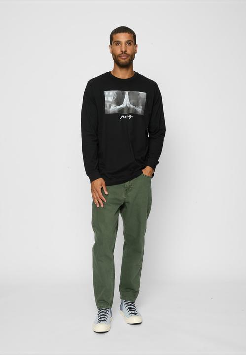 Actual product image Mister Tee Pray Longsleeve - 20381 (XL)