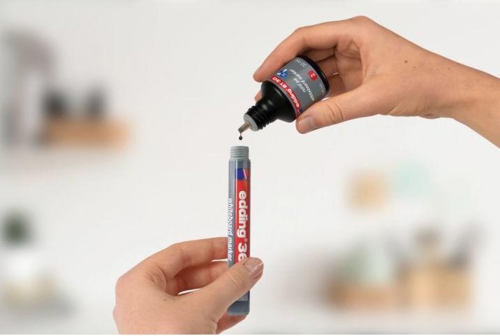Actual product image Edding Whiteboard Marker 361 (Red, 1 mm, 1 x)