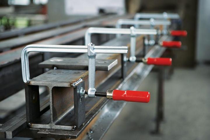 Immagine prodotto Bessey Morsetto a vite interamente in acciaio classificabile (400 mm)