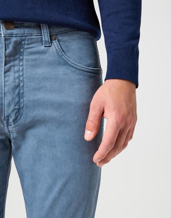 Actual product image Wrangler Larston fabric trousers (33)