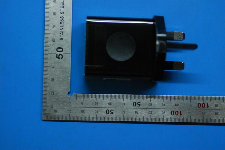Produktbild Lenovo AC Adapter (2V/7V/9V/12V 2A)