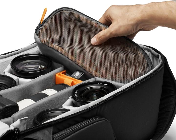 Actual product image Lowepro Flipside BP 400 AW III (Photo backpack, 20 l)
