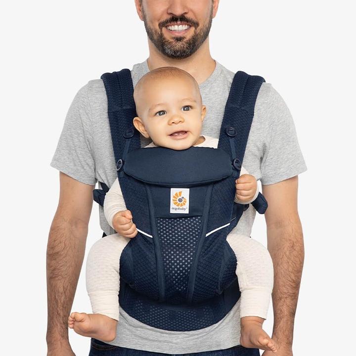 Actual product image Ergobaby Omni Breeze