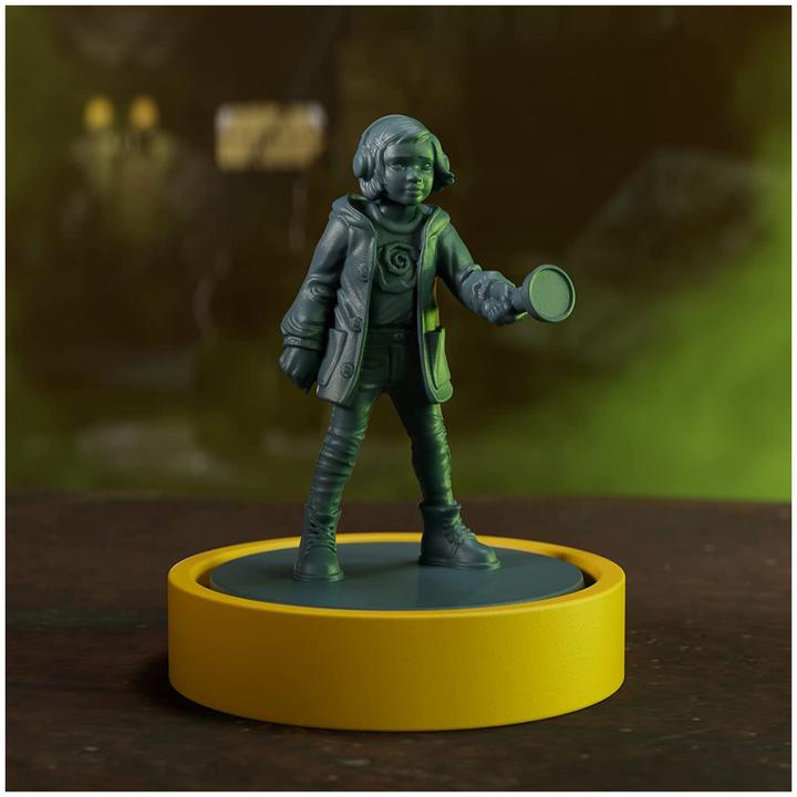 Image du produit Hasbro Gaming La trahison à la maison sur la colline : 3ème édition (Anglais)