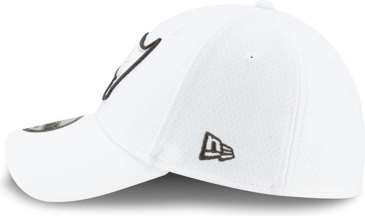 Actual product image New Era 39Thirty Stretchfit NFL Platinum Sideline (S/M)