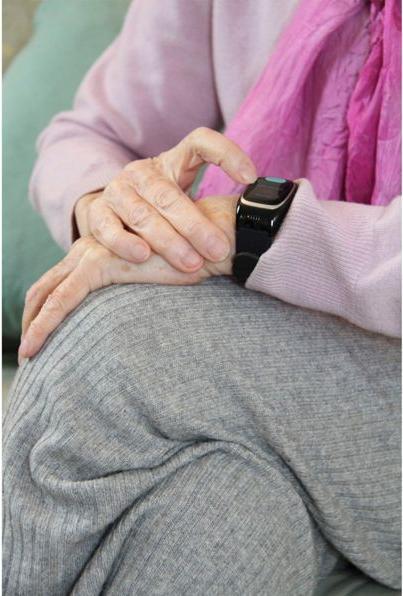 Image du produit One Button Phone montre/bracelet d'appel d'urgence (31 mm, 2G)