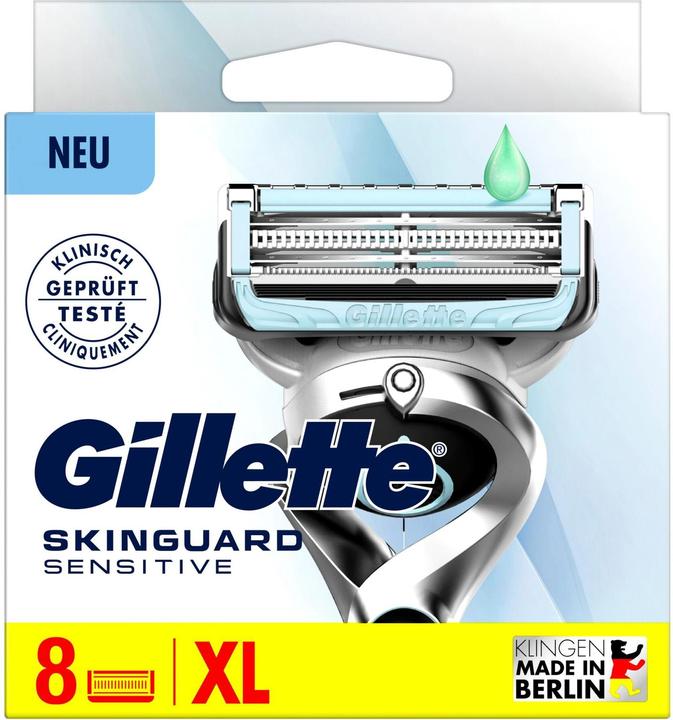 Actual product image Gillette SkinGuard Sensitive (8 x)