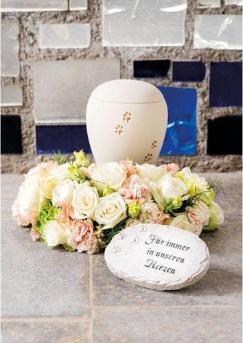 Produktbild Opiflor Grabdekoration Platte mit Inschrift und Tiertatze