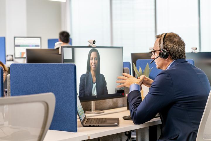 Produktbild Poly Voyager 4320 (Kabellos, USB-A)