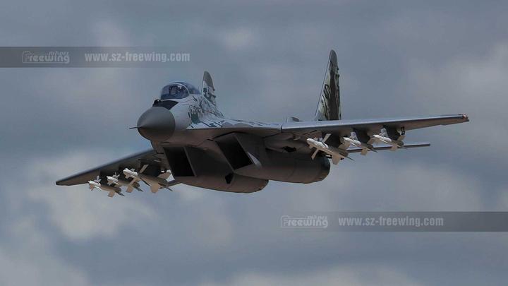 Produktbild Freewing MiG-29 Fulcrum PNP Camo 80mm Jet EDF 6S