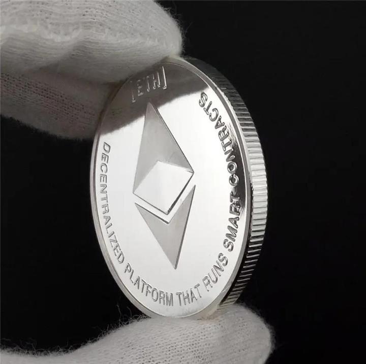 Immagine prodotto Crypto Novelty Moneta di criptovaluta Ethereum, souvenir e articolo di moda