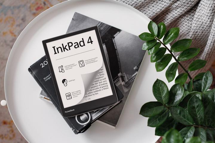 Actual product image PocketBook InkPad 4 (7.80", 32 GB, Stardust Silver)