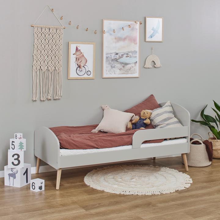 Hoppekids Kinderbett Kleinkinderbett aus MDF & massiver Eiche + Rausfallschutz 70x160cm in Grau von (70 x 160 cm)