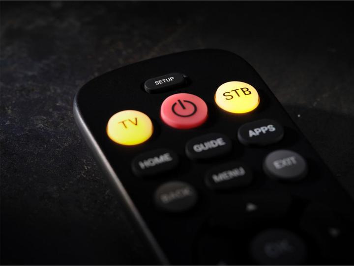 Produktbild One for All Big Buttom Remote Universalfernbedienung URC 6821 (Universal Fernbedienung, Infrarot)