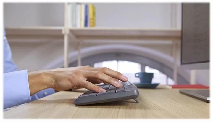 Produktbild Logitech Mk235 (CH, Kabellos)