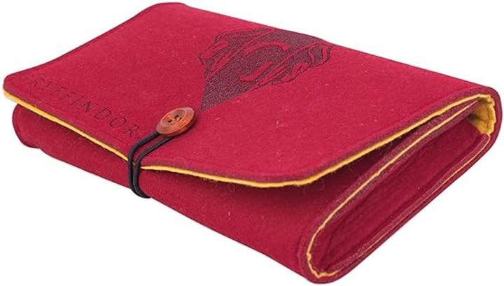 Actual product image Freaks and Geeks Harry Potter - Pochette de transport en feutrine - Modèle Gryffondor pour Nintendo Switch et Switch (Switch)