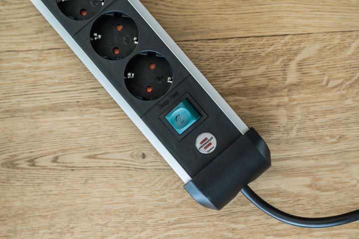 Actual product image Brennenstuhl Power strip (12 x, 3 m)
